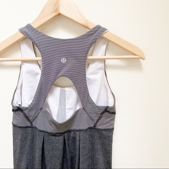 Lululemon tank - Picture 4 of 4